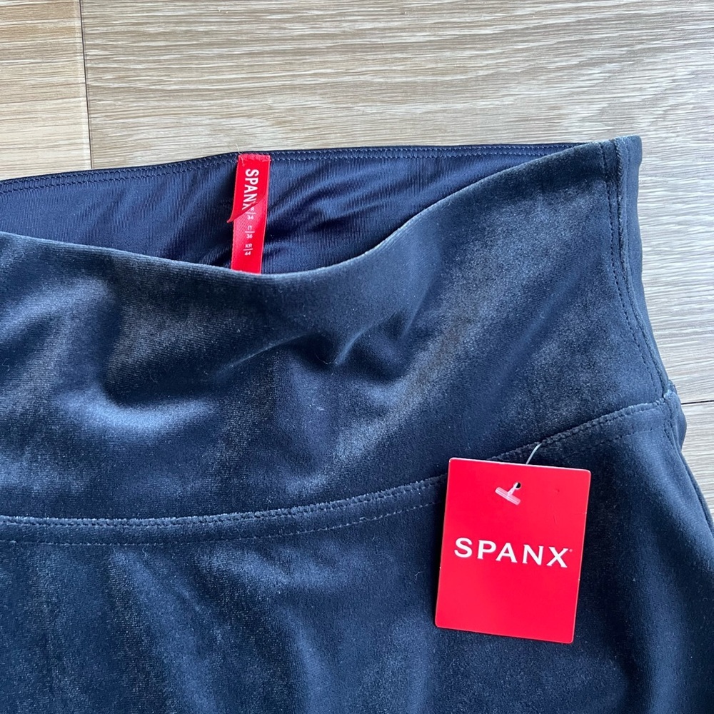 SPANX Ready-To-Wow Velvet Leggings Velour Blue Shapewear Women's Size XS Tall - Picture 4 of 5